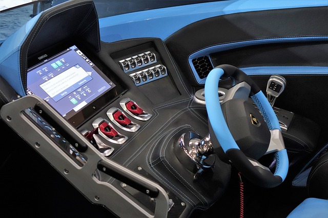 需审视自身 需审视自身