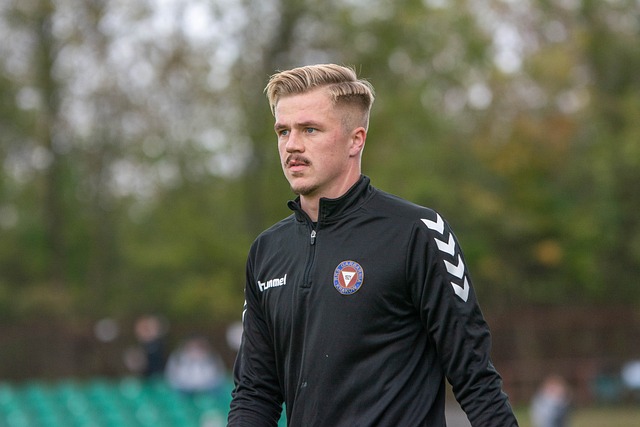 从而在中场 从而在中场